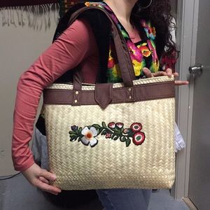 Tote purse